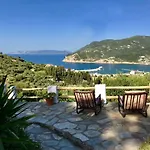 Vilă Romantic Lemonia With Private Pool & Stunning Sea View Skopelos