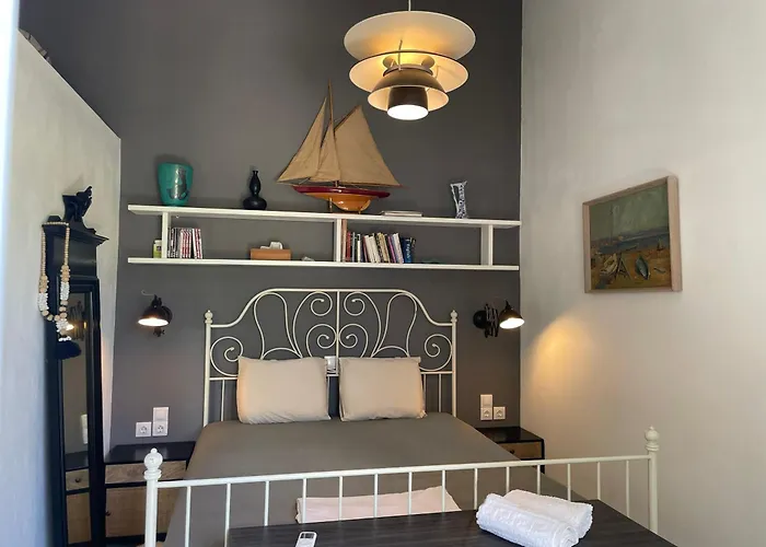 Romantic Lemonia * Szkópelosz